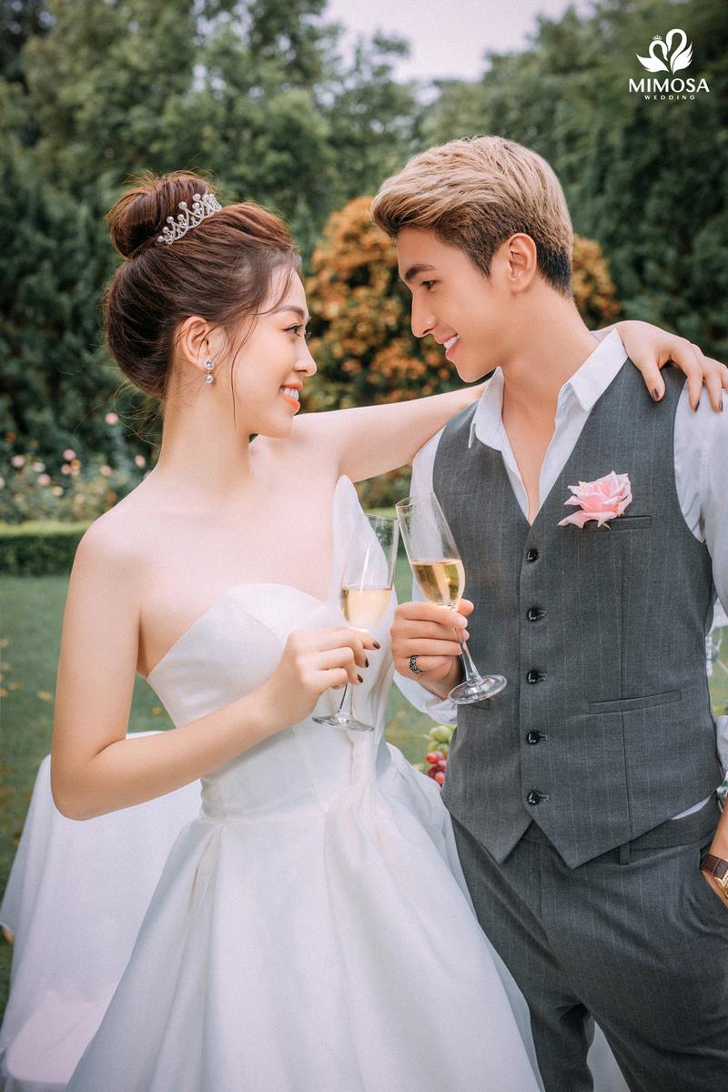 Ảnh cưới lãng mạn 18